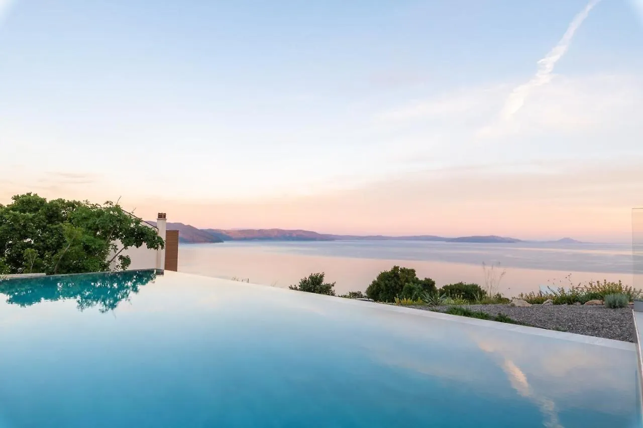 Villa Aristea With Sea View, Jacuzzi And Infinity Pool Vicani